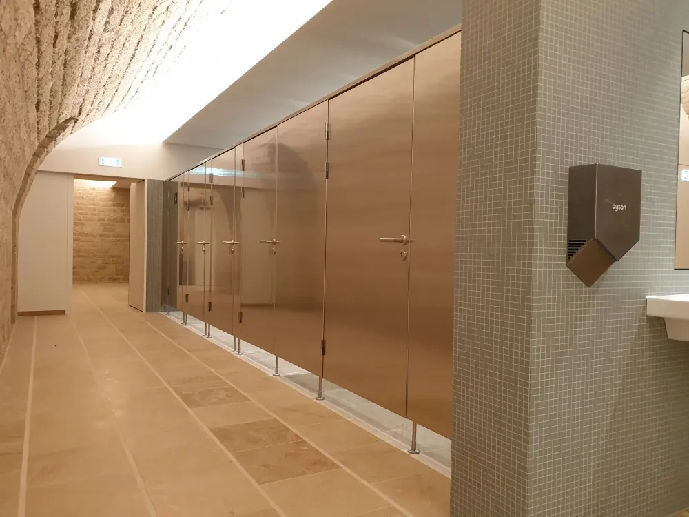Notre métier, sublimer les espaces sanitaires -  Schweyerswebp